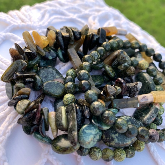 Natural Dark Green Jade & Serpentine Multicolored Gemstone Mixed Bead Bracelets - Picture 1 of 10